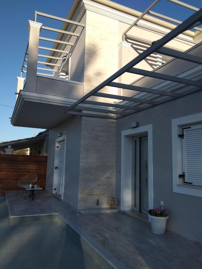 Spiridoula Luxury Villa Roda  Luaran gambar